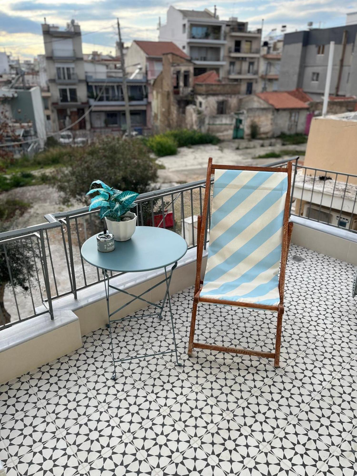 Retro Apartment Patras Exterior foto